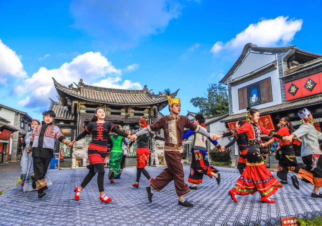 Côn Minh – Thành phố vạn mùa xuân giữa cao nguyên Vân Nam