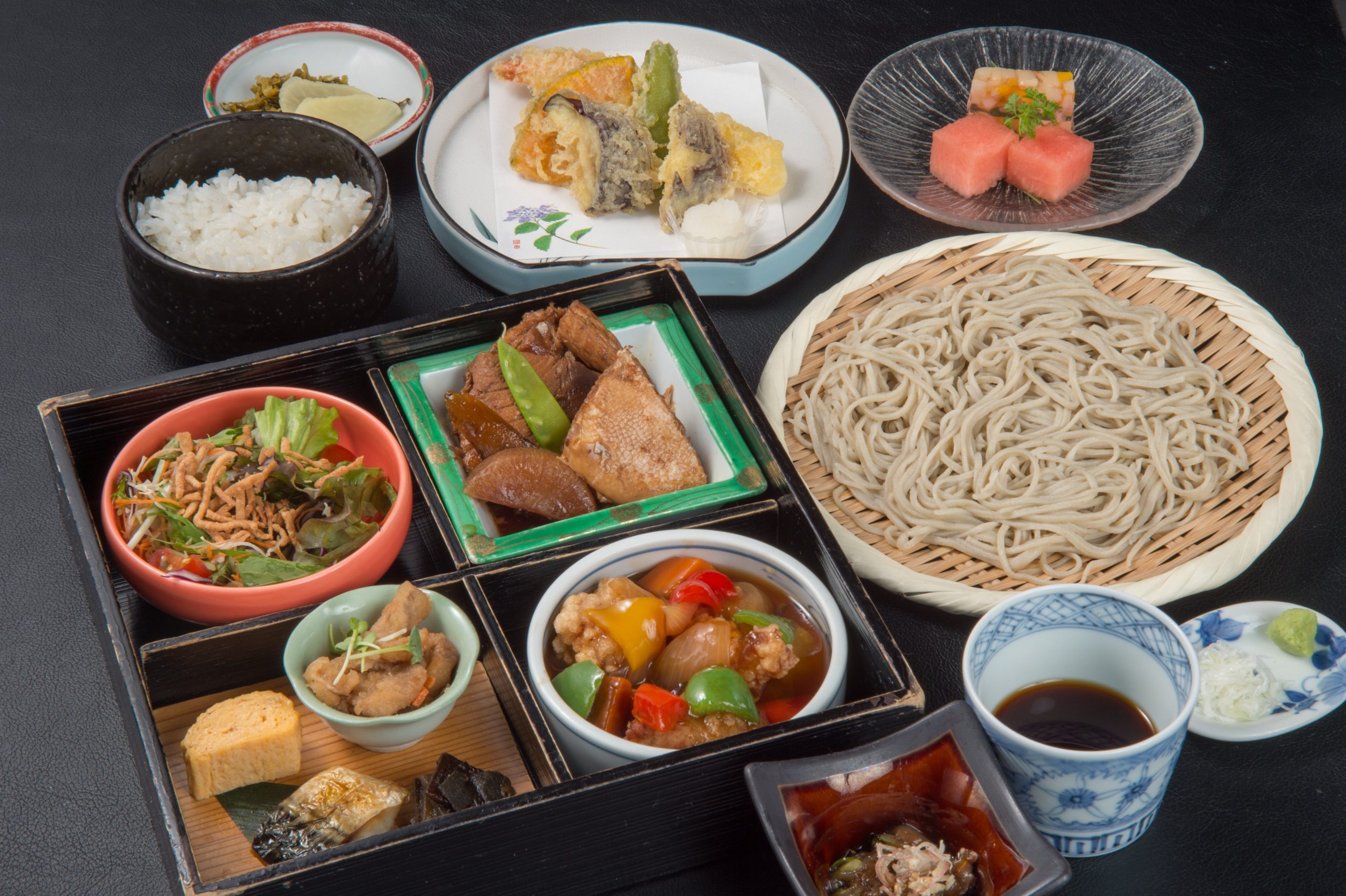 Đi Nhật ăn gì? Top 10 món ngon trứ danh xứ Phù Tang bạn phải thử