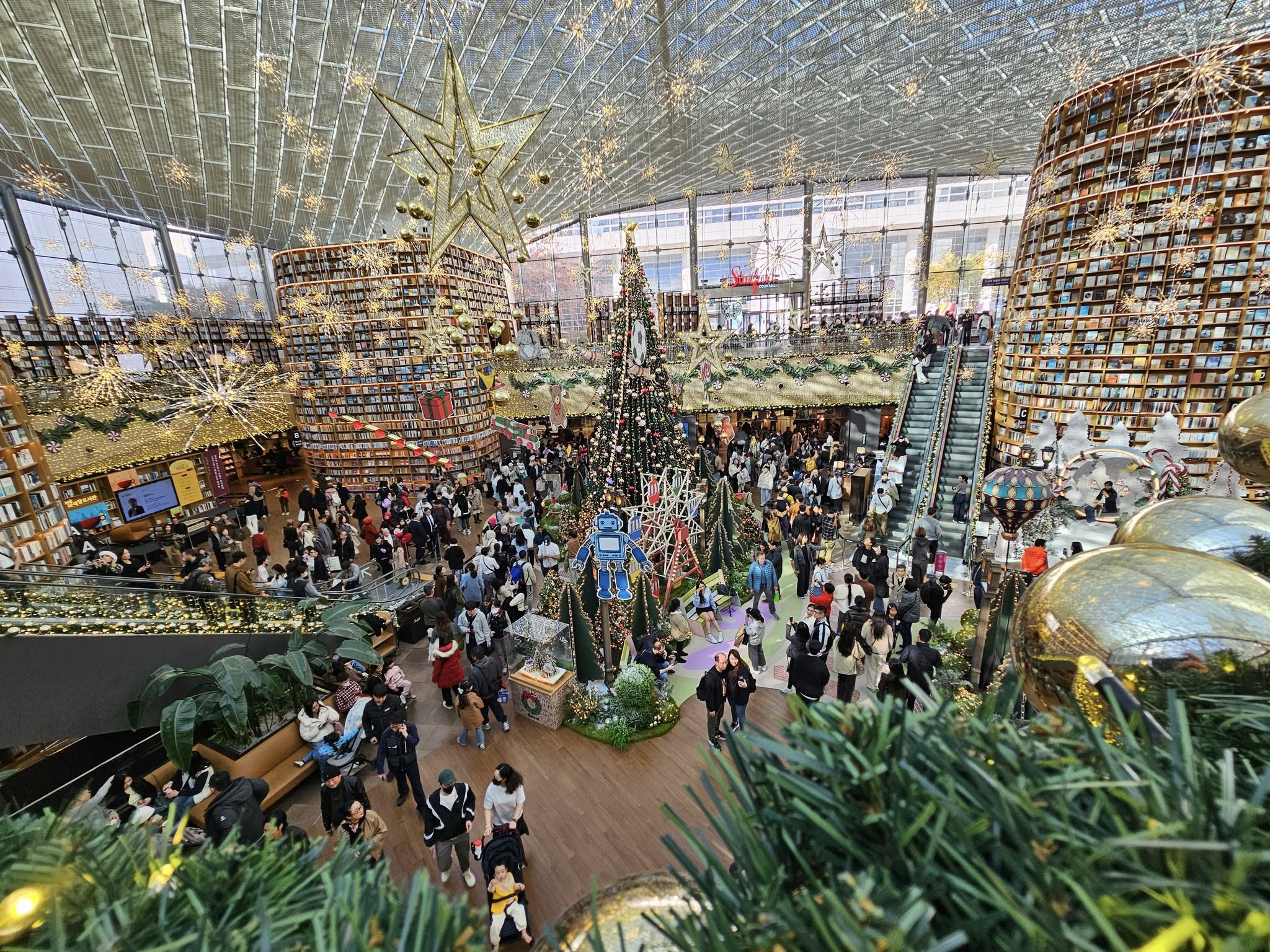 Thư viện Starfield – Tọa độ check in cực hot ở Hàn Quốc