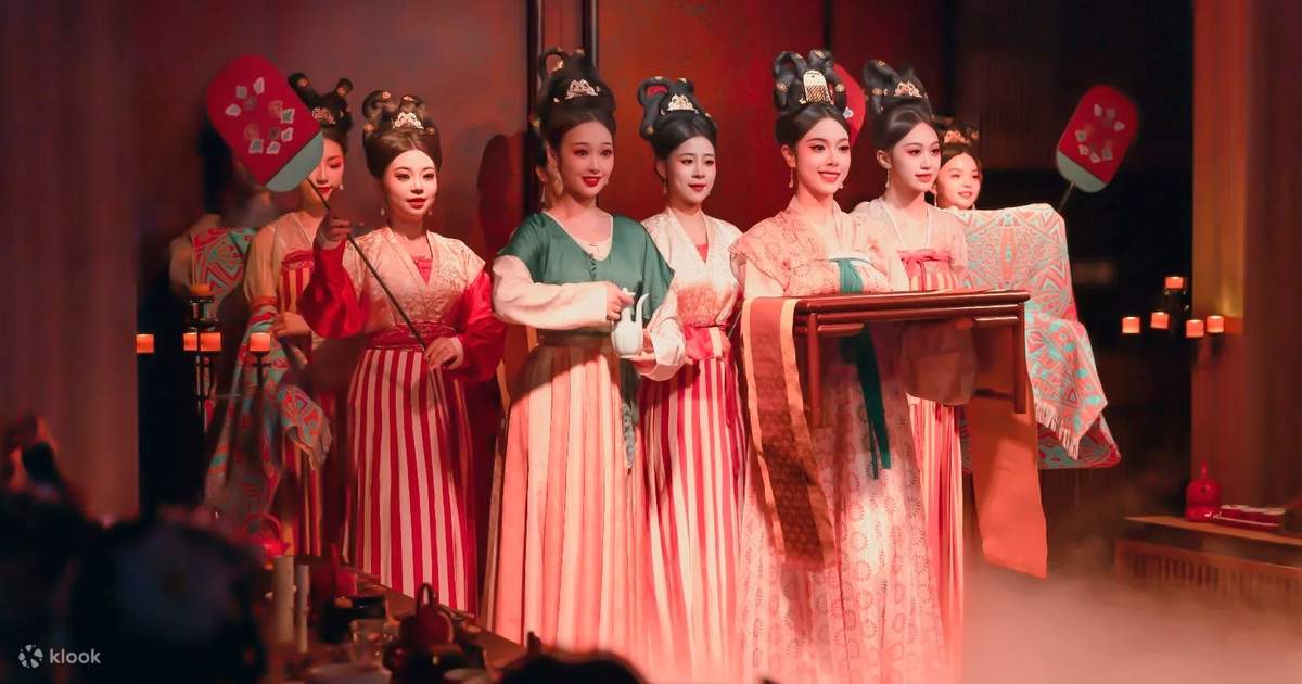 Yến tiệc cung đình – Trải nghiệm ẩm thực đắt giá khi du lịch Thượng Hải