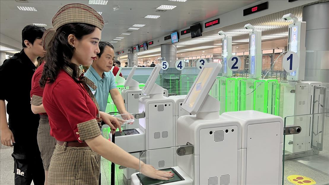 Chi tiết thủ tục xuất cảnh tại sân bay Nội Bài cập nhật mới nhất