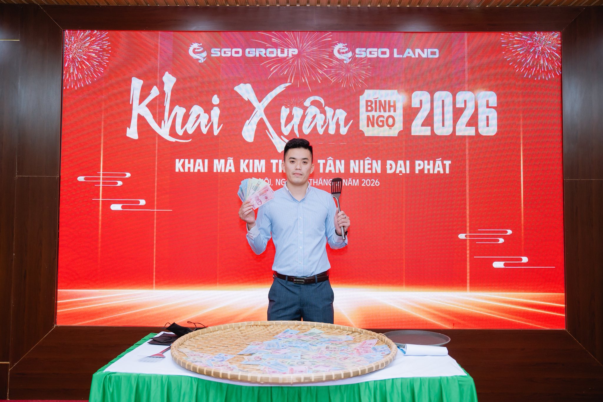 KHAI XUÂN BÍNH NGỌ: “KHAI MÃ KIM TIỀN – TÂN NIÊN ĐẠI PHÁT”