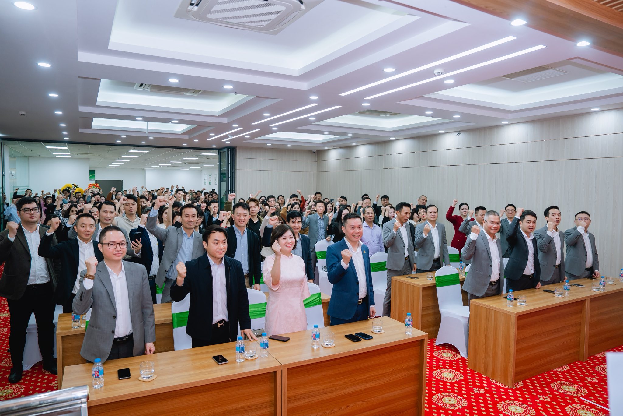 KHAI XUÂN BÍNH NGỌ: “KHAI MÃ KIM TIỀN – TÂN NIÊN ĐẠI PHÁT”