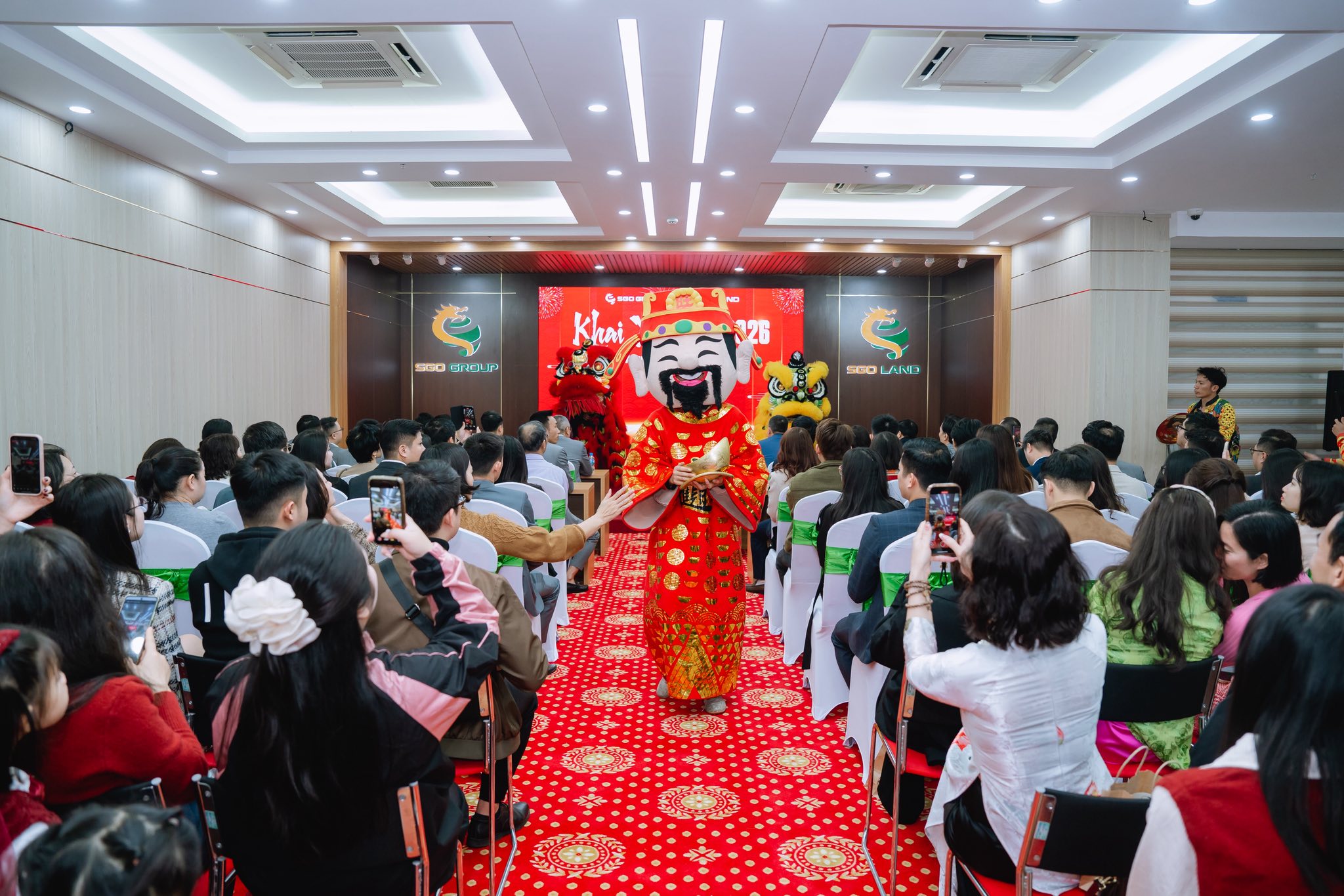 KHAI XUÂN BÍNH NGỌ: “KHAI MÃ KIM TIỀN – TÂN NIÊN ĐẠI PHÁT”